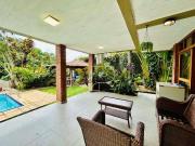 Casa / Sobrado para Venda em Cotia/SP Granja Viana 4 Quartos