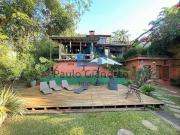 Casa / Sobrado para Venda em Cotia/SP Granja Viana 5 Quartos