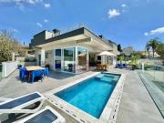 Casa / Sobrado para Venda em Cotia/SP Granja Viana 7 Quartos