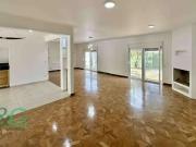 Casa / Sobrado para Venda em Cotia/SP Granja Viana 8 Quartos