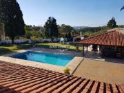 Casa / Sobrado para Venda em Cotia/SP Granja Viana II 4...