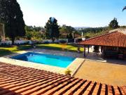 Casa / Sobrado para Venda em Cotia/SP Granja Viana II 6...