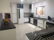 Casa / Sobrado para Venda em Cotia/SP Jardim Cláudio 4...