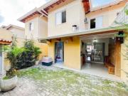 Casa / Sobrado para Venda em Cotia/SP Jardim Petrópolis...