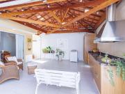 Casa / Sobrado para Venda em Cotia/SP Lageadinho 4 Quartos