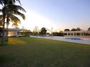 Casa / Sobrado para Venda em Cotia/SP Moinho Velho 3 Quartos