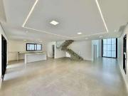 Casa / Sobrado para Venda em Cotia/SP Paisagem Renoir 3...