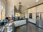 Casa / Sobrado para Venda em Cotia/SP Parque Dom...