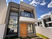 Casa / Sobrado para Venda em Cotia/SP Parque Rincão 3...