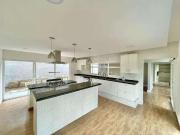 Casa / Sobrado para Venda em Cotia/SP Parque São Paulo 4...