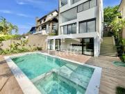 Casa / Sobrado para Venda em Cotia/SP São Paulo II 4 Quartos