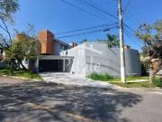 Casa / Sobrado para Venda em Cotia/SP São Paulo II 4 Quartos