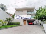 Casa / Sobrado para Venda em Cotia/SP São Paulo II 4 Quartos