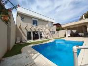 Casa / Sobrado para Venda em Cotia/SP São Paulo II 4 Quartos