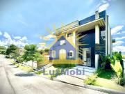 Casa / Sobrado para Venda em Cotia/SP São Paulo II 4 Quartos