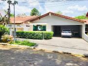 Casa / Sobrado para Venda em Cotia/SP São Paulo II 5 Quartos