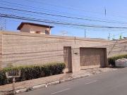 Casa / Sobrado para Venda em Cuiabá/MT Centro Norte 5...