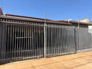 Casa / Sobrado para Venda em Cuiabá/MT Cidade Alta 3 Quartos