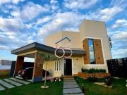 Casa / Sobrado para Venda em Cuiabá/MT Condomínio Primor...