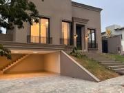 Casa / Sobrado para Venda em Cuiabá/MT Condomínio...