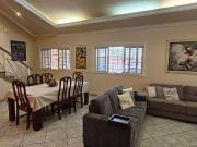 Casa / Sobrado para Venda em Cuiabá/MT Jardim Shangri La...