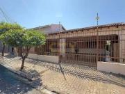 Casa / Sobrado para Venda em Cuiabá/MT Jardim Tropical 4...