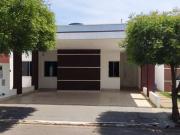 Casa / Sobrado para Venda em Cuiabá/MT Parque Georgia 3...