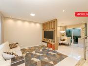 Casa / Sobrado para Venda em Curitiba/PR Água Verde 3...