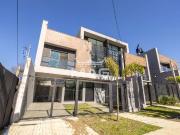 Casa / Sobrado para Venda em Curitiba/PR Água Verde 3...