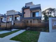 Casa / Sobrado para Venda em Curitiba/PR Água Verde 3...
