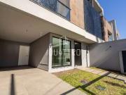 Casa / Sobrado para Venda em Curitiba/PR Água Verde 3...