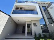 Casa / Sobrado para Venda em Curitiba/PR Água Verde 3...