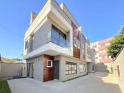 Casa / Sobrado para Venda em Curitiba/PR Água Verde 3...