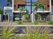 Casa / Sobrado para Venda em Curitiba/PR Água Verde 4...