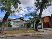 Casa / Sobrado para Venda em Curitiba/PR Água Verde 6...