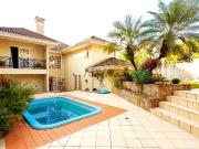 Casa / Sobrado para Venda em Curitiba/PR Água Verde 6...