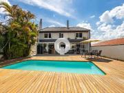 Casa / Sobrado para Venda em Curitiba/PR Ahú 4 Quartos