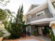 Casa / Sobrado para Venda em Curitiba/PR Ahú 4 Quartos