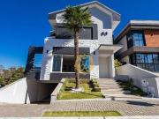 Casa / Sobrado para Venda em Curitiba/PR Santa Cândida 4...