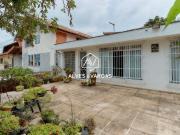 Casa / Sobrado para Venda em Curitiba/PR Bacacheri 5 Quartos