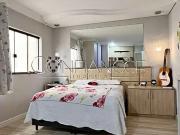 Casa / Sobrado para Venda em Curitiba/PR Bacacheri 5 Quartos