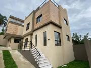 Casa / Sobrado para Venda em Curitiba/PR Bairro Alto 3...