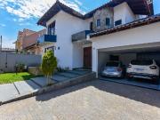 Casa / Sobrado para Venda em Curitiba/PR Barreirinha 4...