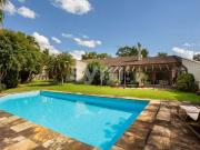 Casa / Sobrado para Venda em Curitiba/PR Batel 5 Quartos