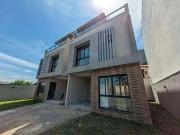 Casa / Sobrado para Venda em Curitiba/PR Boa Vista 3 Quartos