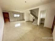 Casa / Sobrado para Venda em Curitiba/PR Boa Vista 3 Quartos