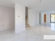 Casa / Sobrado para Venda em Curitiba/PR Bom Retiro 3...