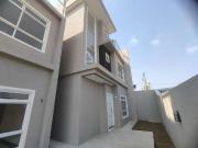 Casa / Sobrado para Venda em Curitiba/PR Boqueirão 3 Quartos