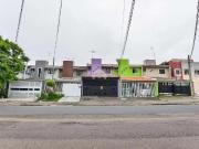 Casa / Sobrado para Venda em Curitiba/PR Boqueirão 3 Quartos