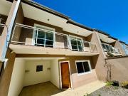 Casa / Sobrado para Venda em Curitiba/PR Boqueirão 3 Quartos